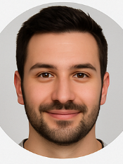 <strong>Javier R.</strong>